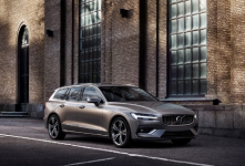 Volvo V60 Momentum T6 AWD 2019